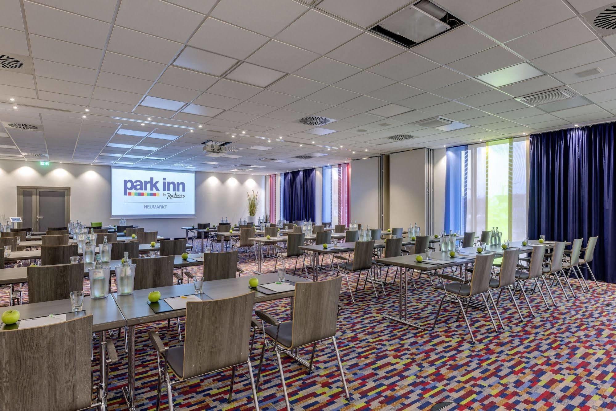 Park Inn By Radisson Neumarkt Ноймаркт ин дер Оберпфалц Екстериор снимка